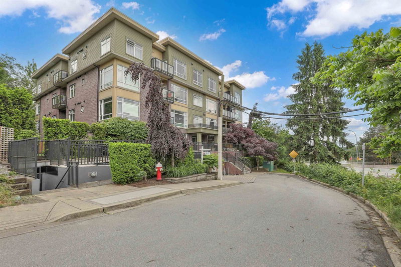 11566 224 Street #302, Maple Ridge, British Columbia