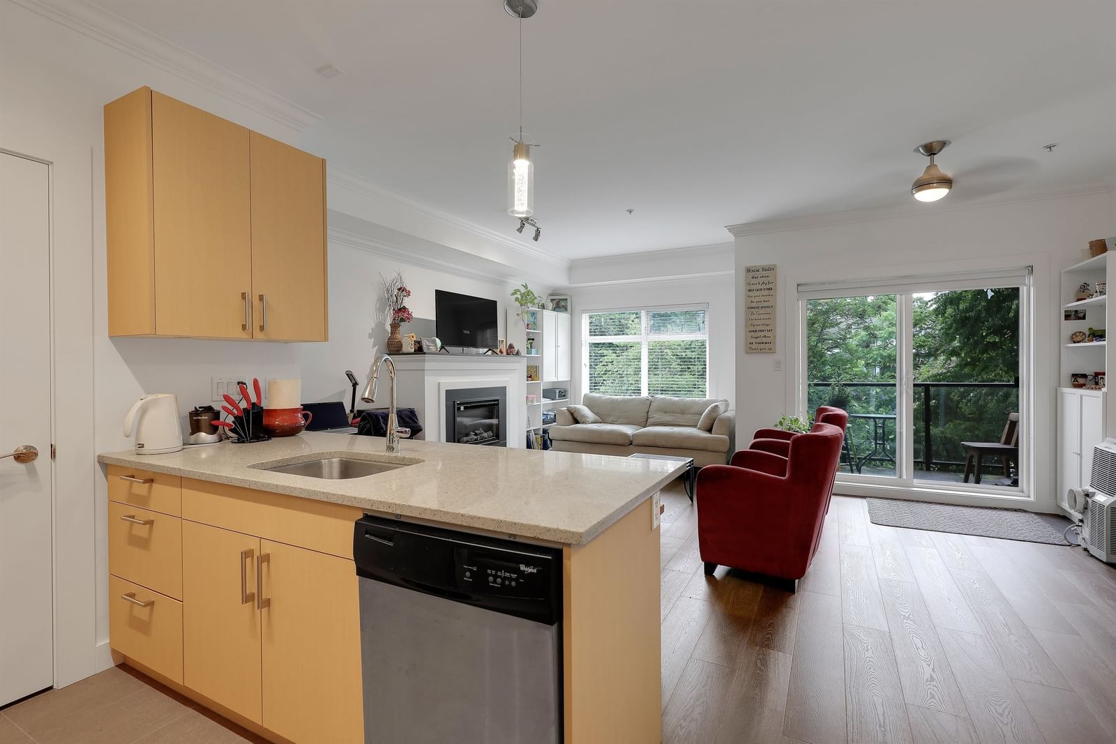Listing Image 13