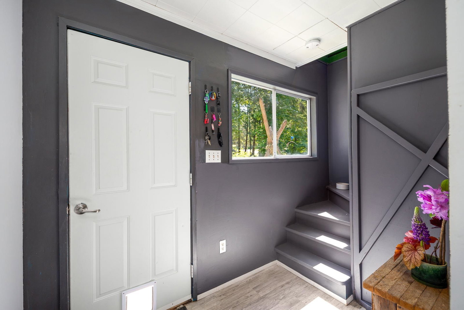 Listing Image 14