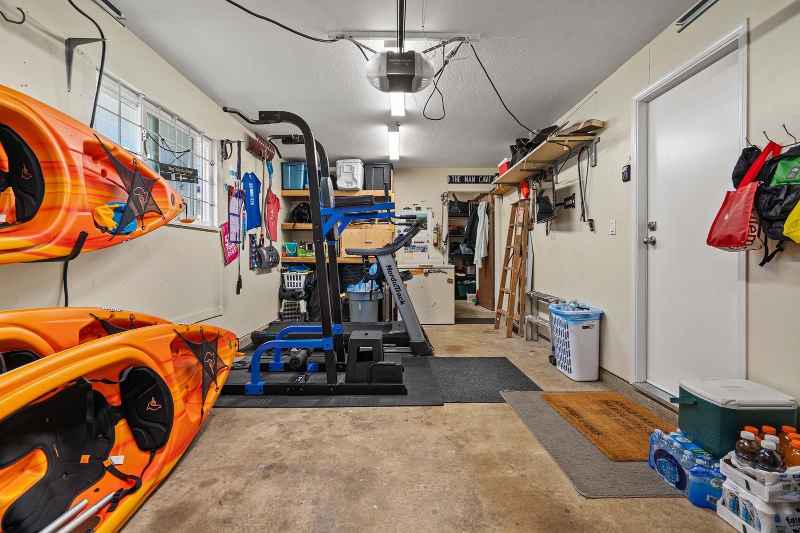 Listing Image 33