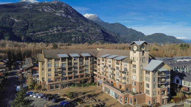 320 - 1211 Village Green Way