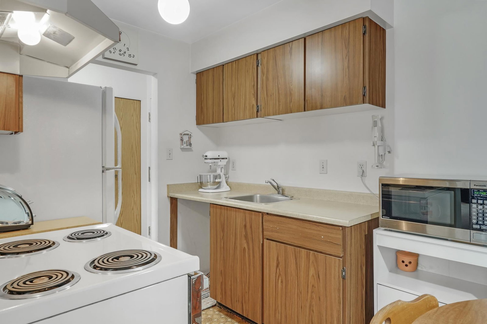 Listing Image 16
