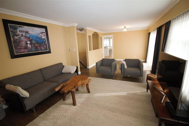 Top - 431 Fifth Street