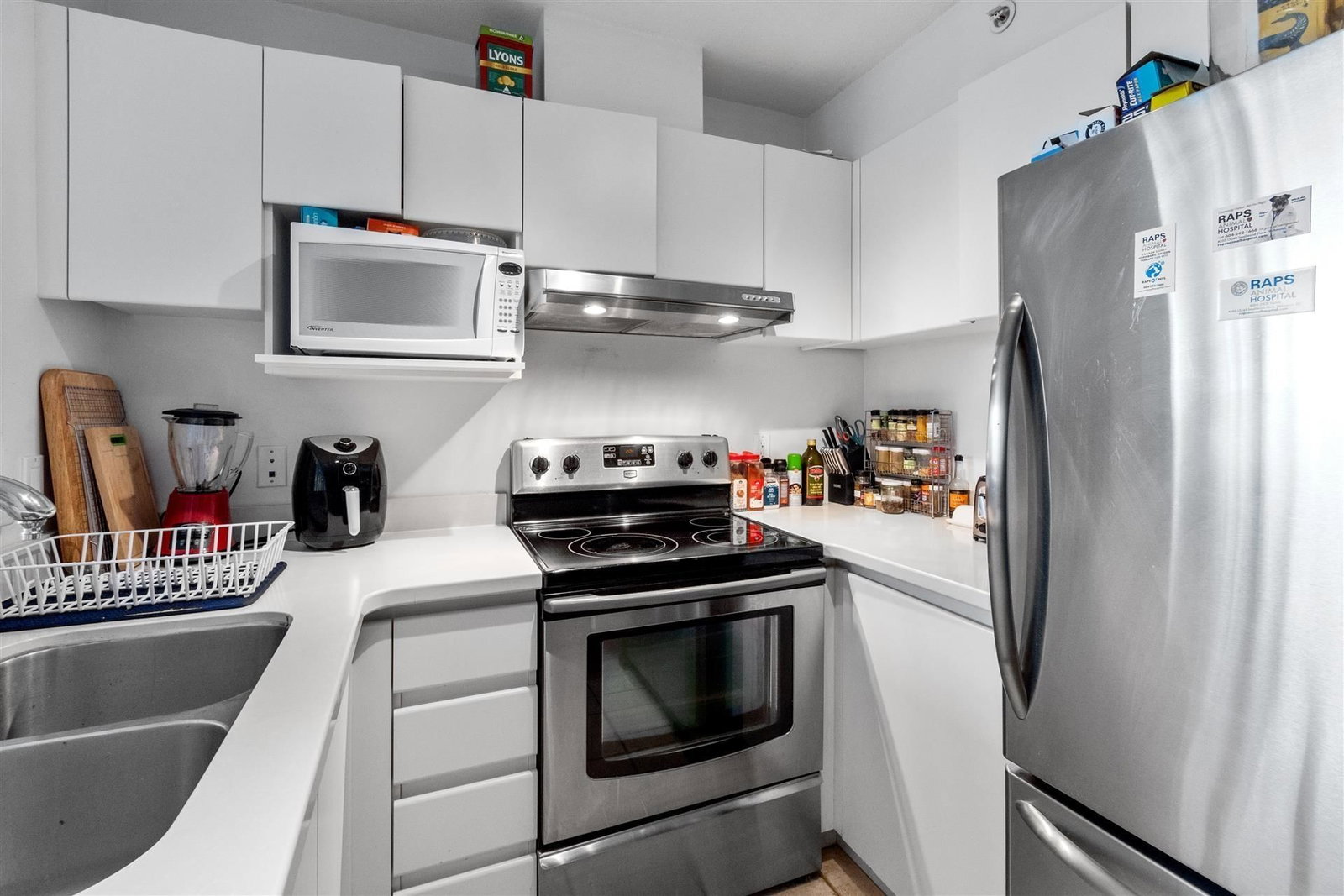 Listing Image 11
