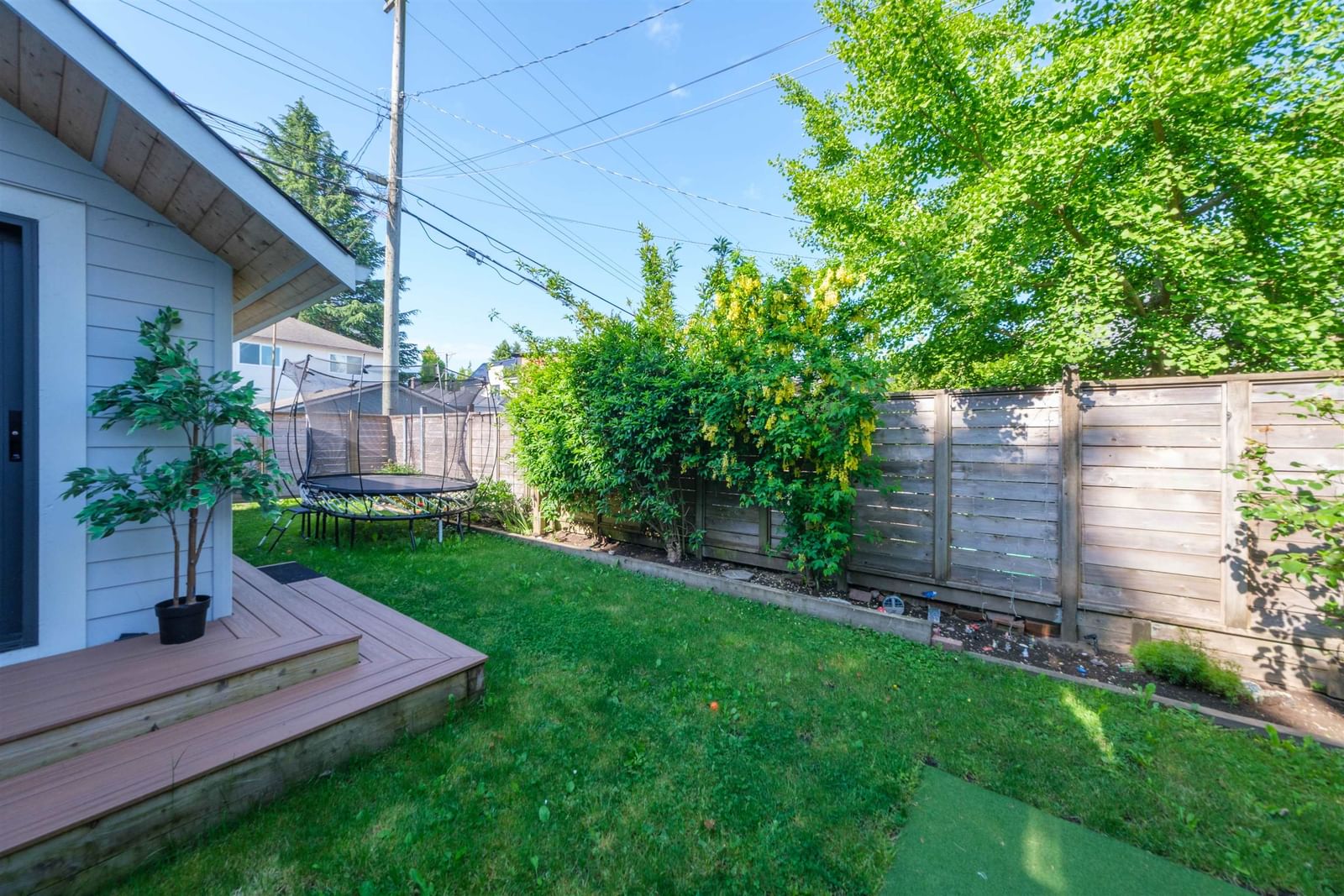 Listing Image 18