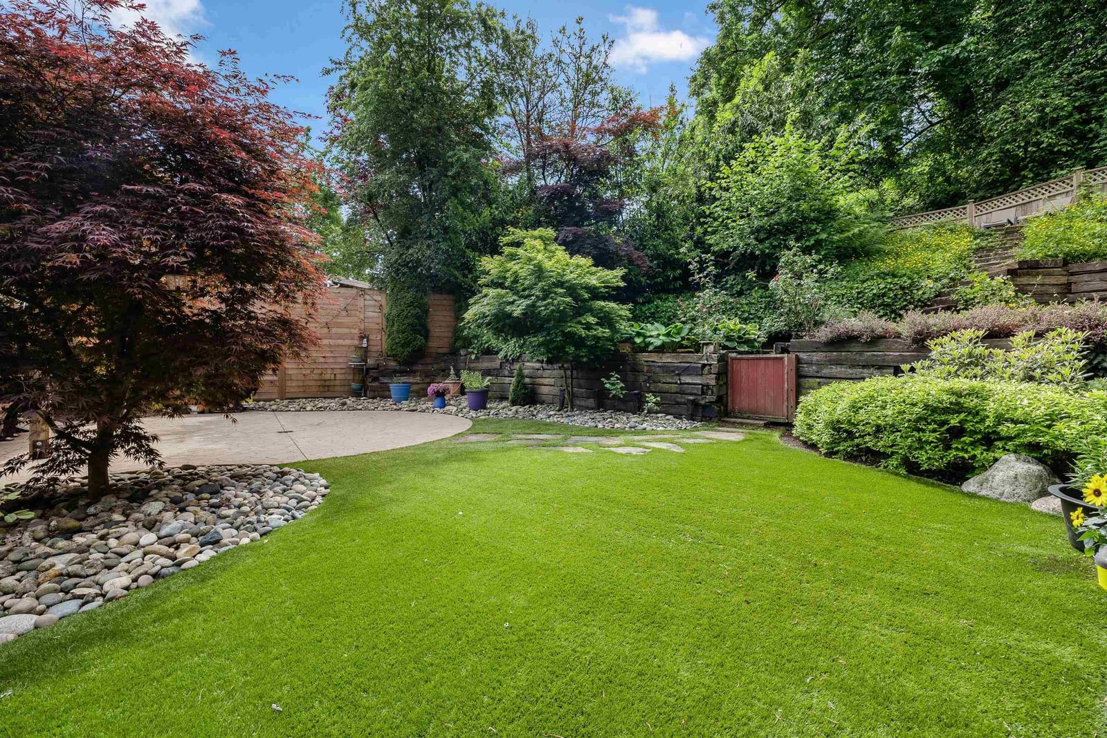 Listing Image 23