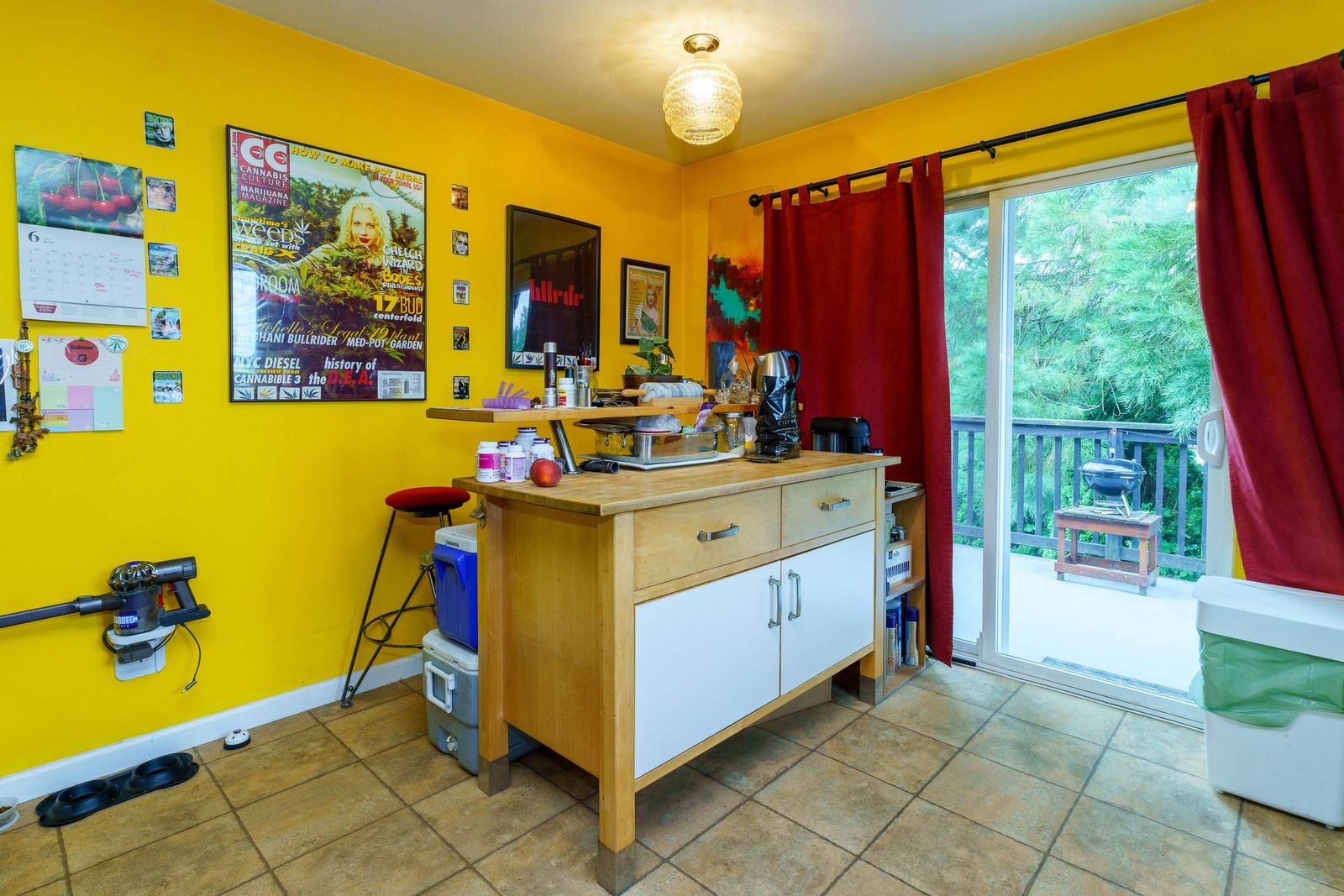 Listing Image 7