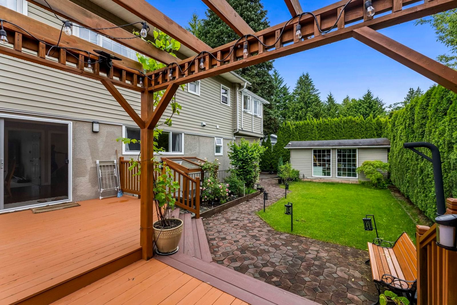 Listing Image 12
