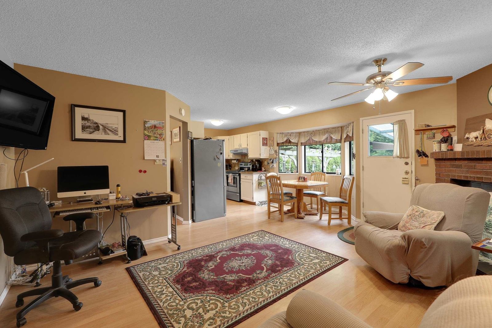 Listing Image 18