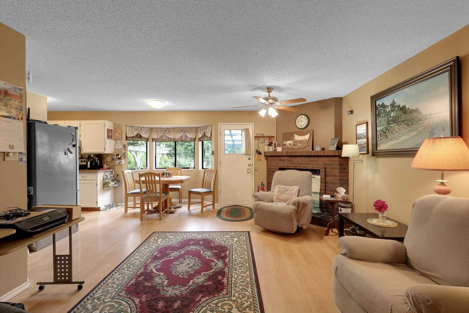 Listing Image 19