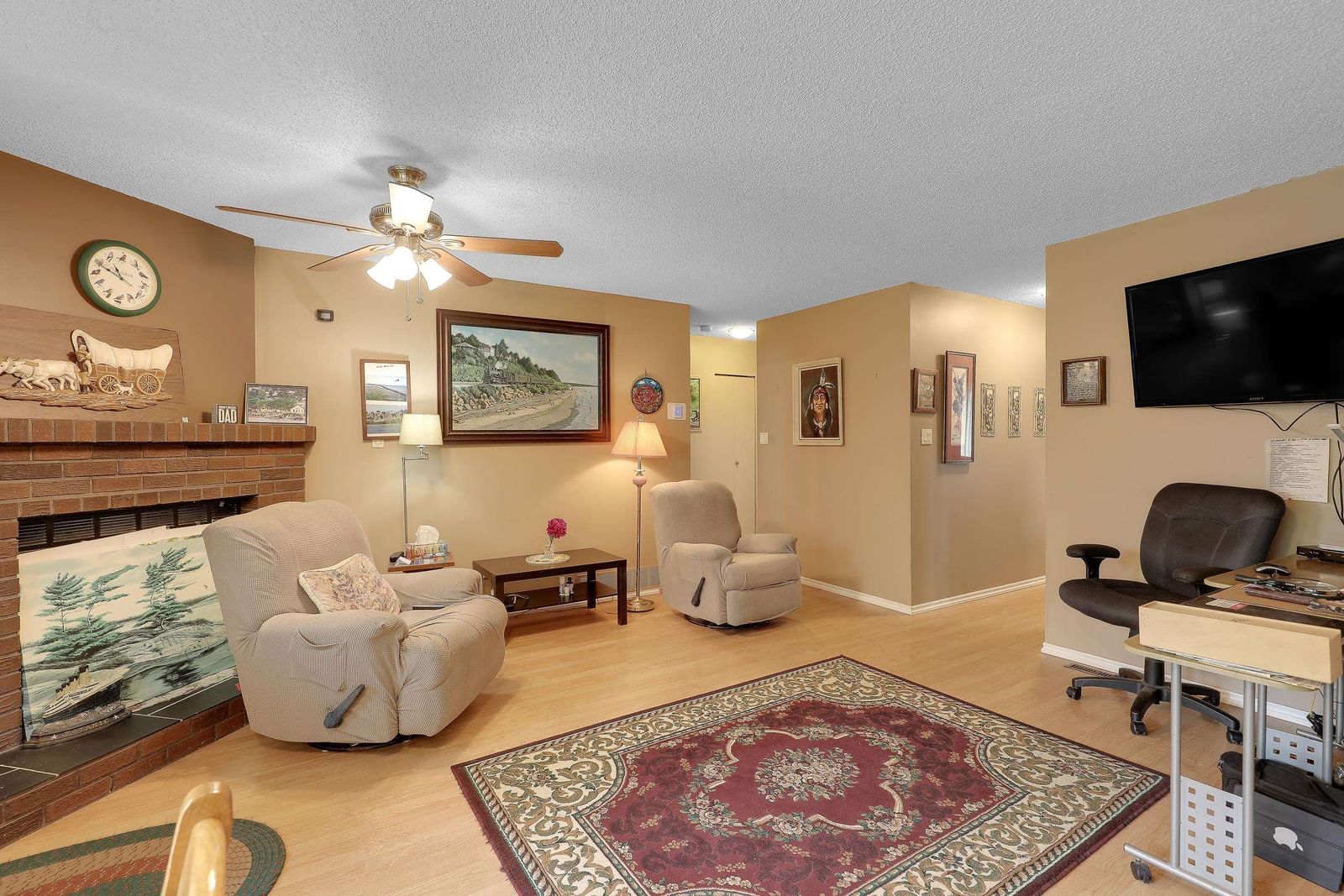 Listing Image 22