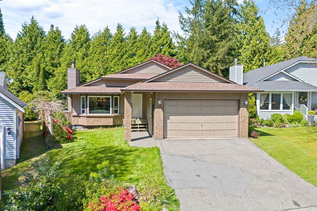 3336 Manning Crescent
