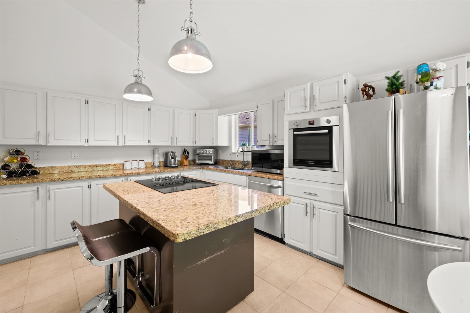 Listing Image 13