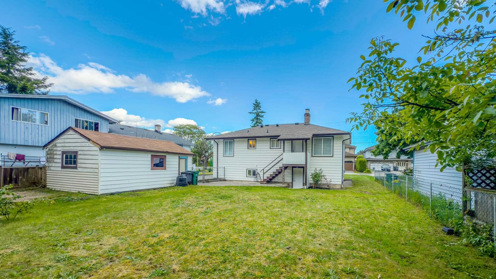Listing Image 19