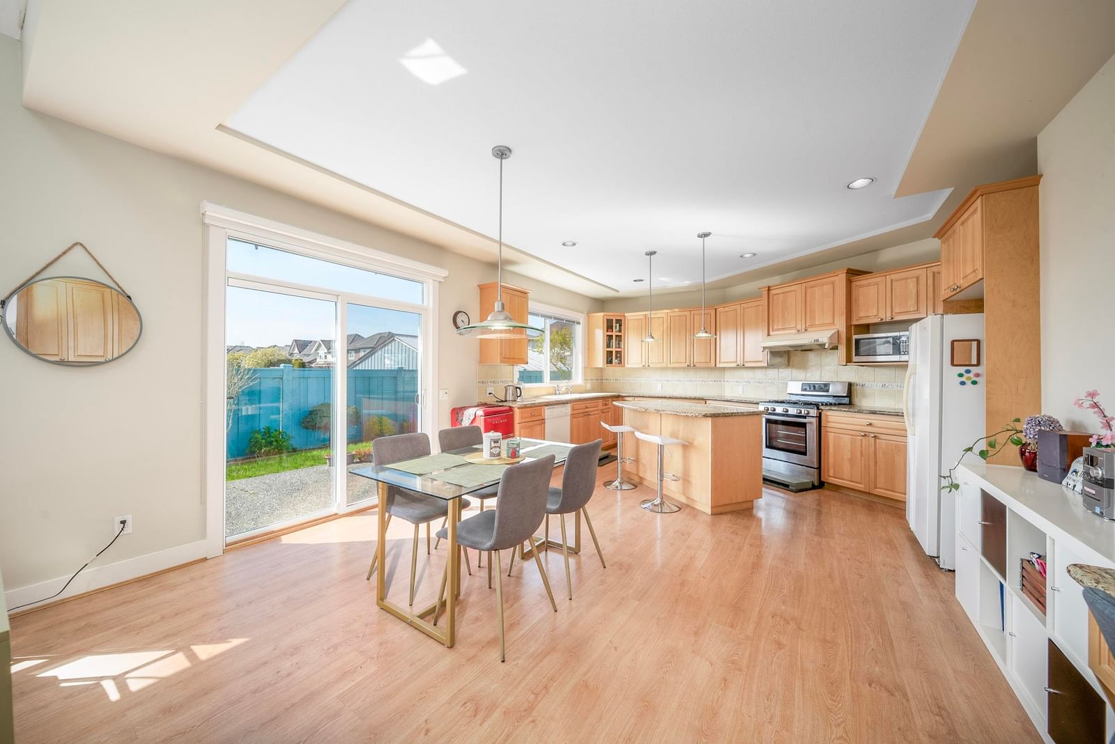 Listing Image 13