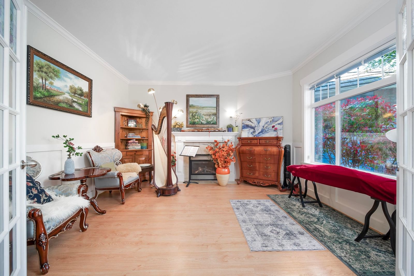 Listing Image 6