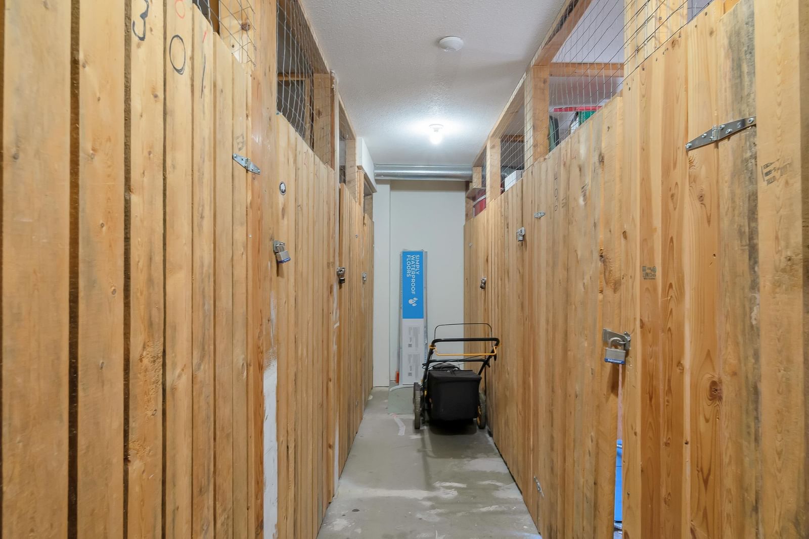 Listing Image 23