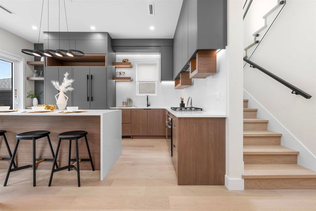 2 - 4069 Lillooet Street