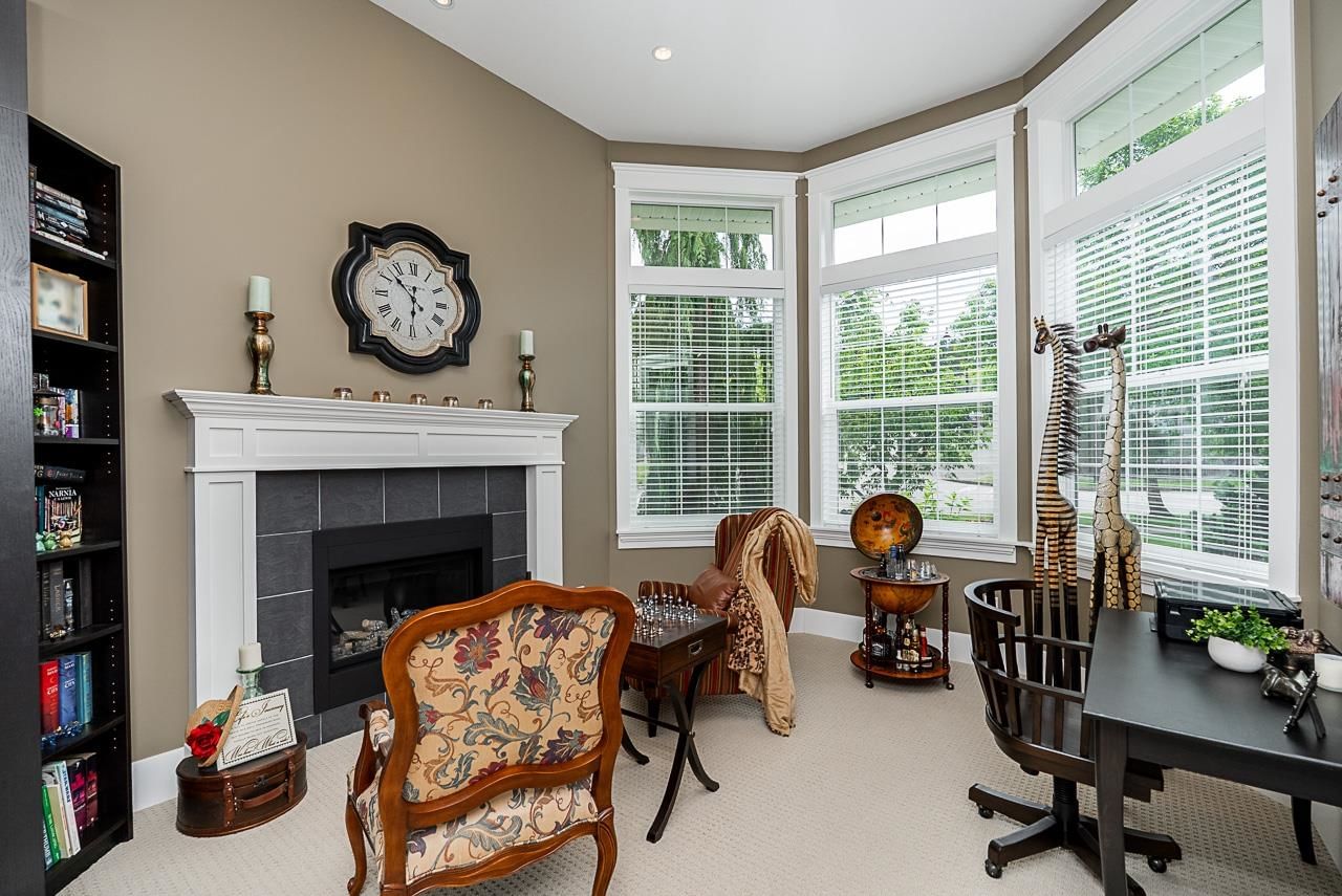 Listing Image 11