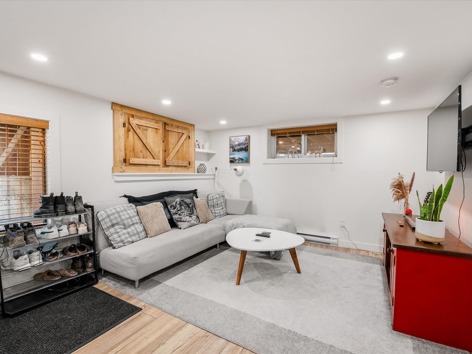Listing Image 21