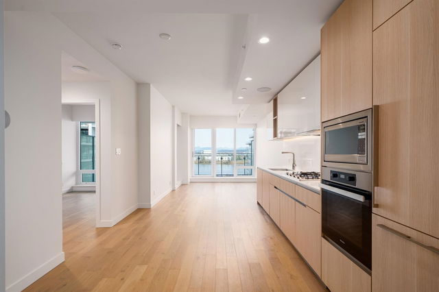 602 - 6855 Pearson Way