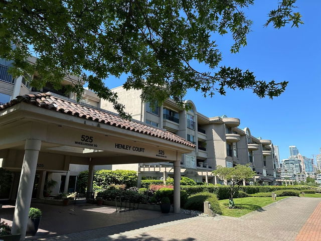 407 - 525 Wheelhouse Square