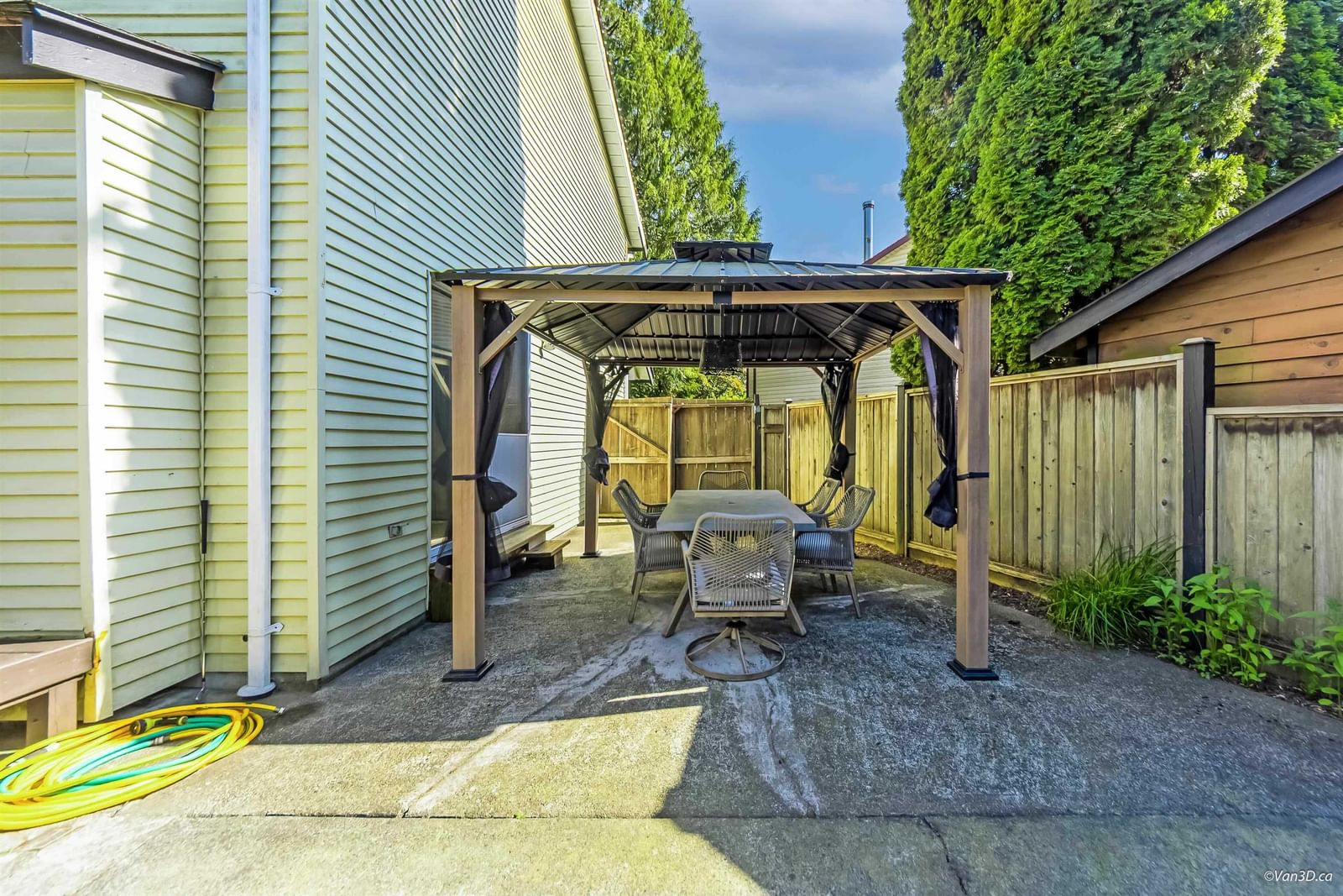 Listing Image 24