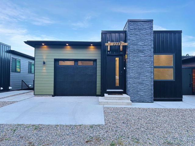 1257 Copper Road