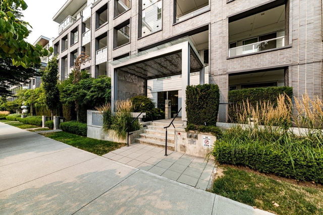 PH6 - 6633 Cambie Street