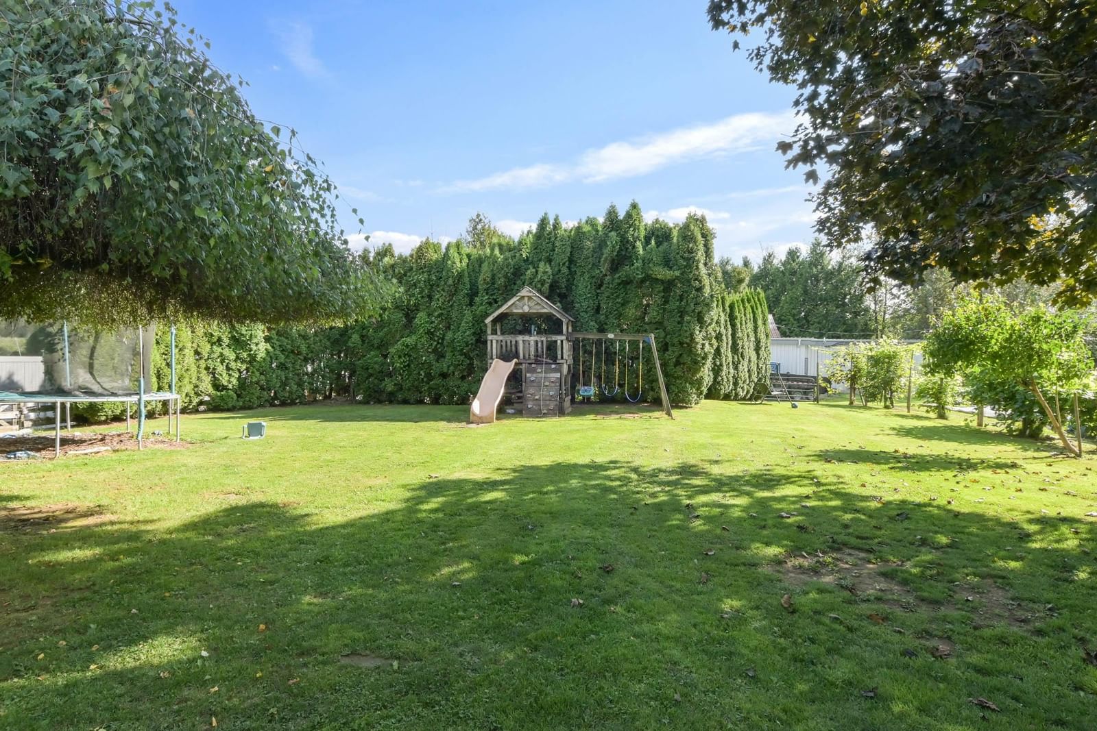 Listing Image 24