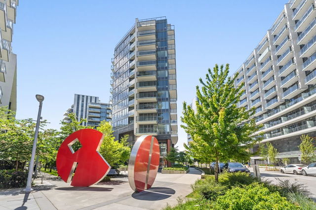 1281 - 8608 Hazelbridge Way