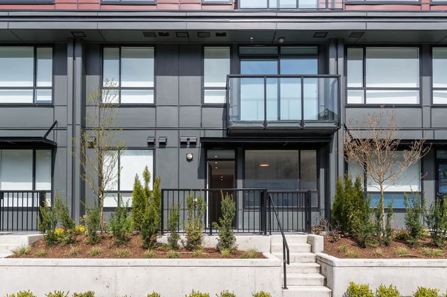 E103 - 13858 108 Avenue