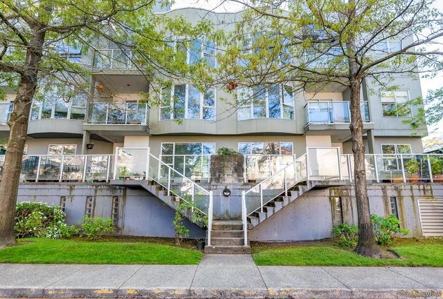 321 - 8620 Jones Road