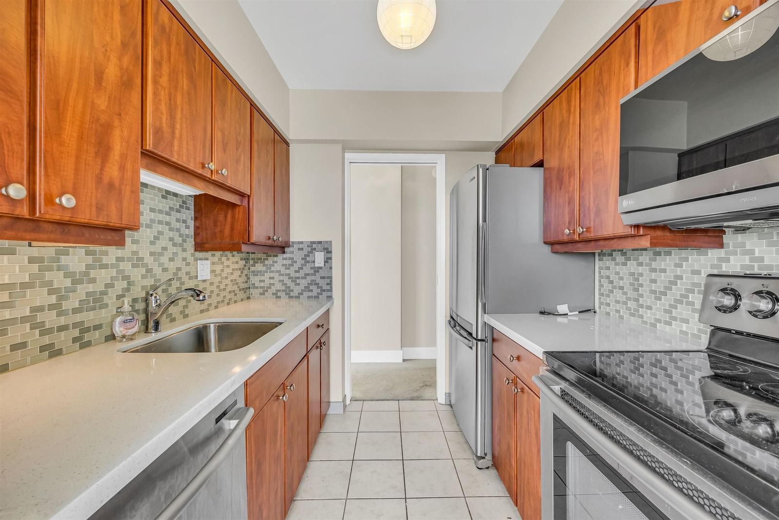 Listing Image 20