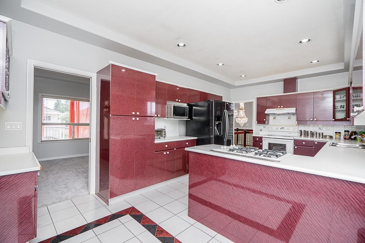 Listing Image 10