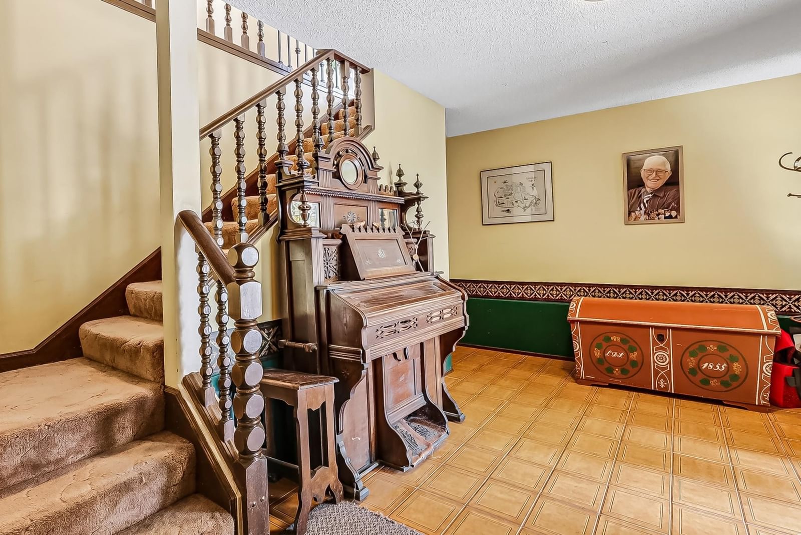 Listing Image 10