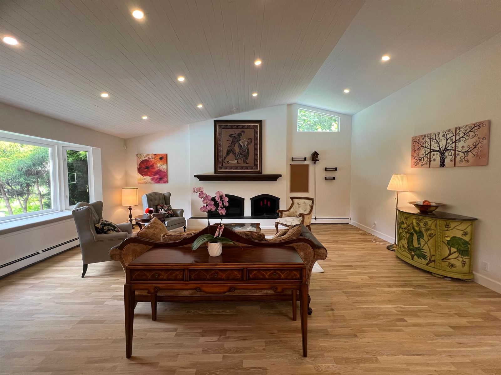 Listing Image 9