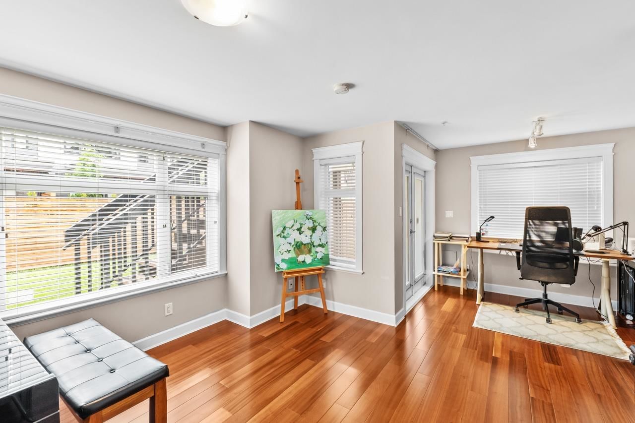 Listing Image 14