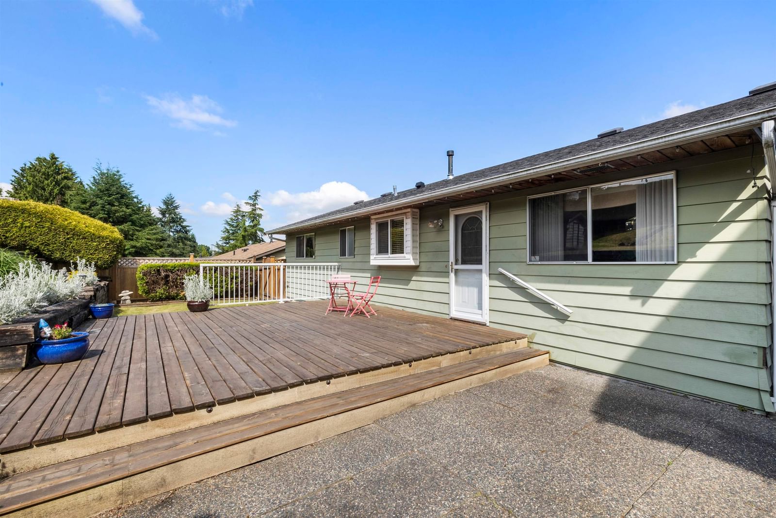 Listing Image 17