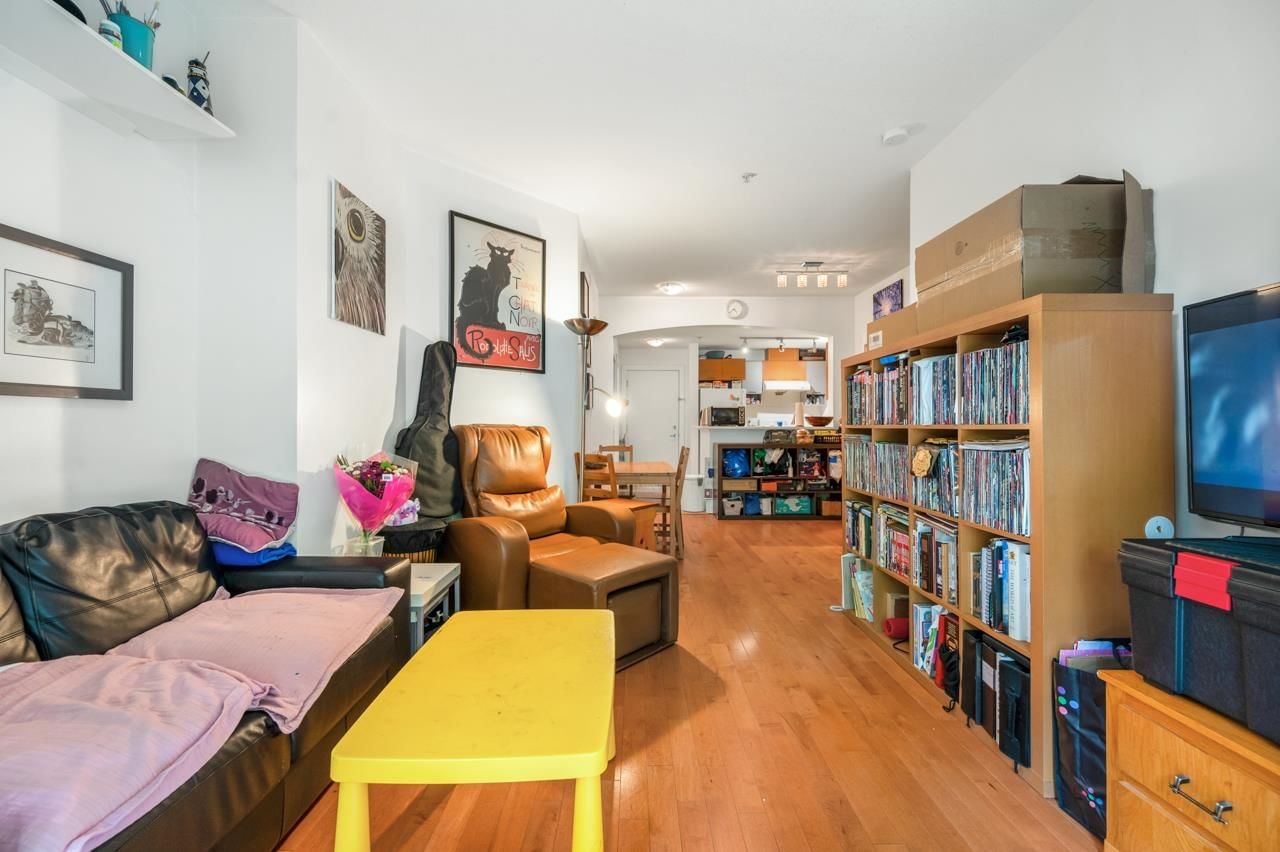 Listing Image 13