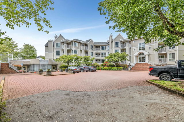 114 - 7437 Moffatt Road