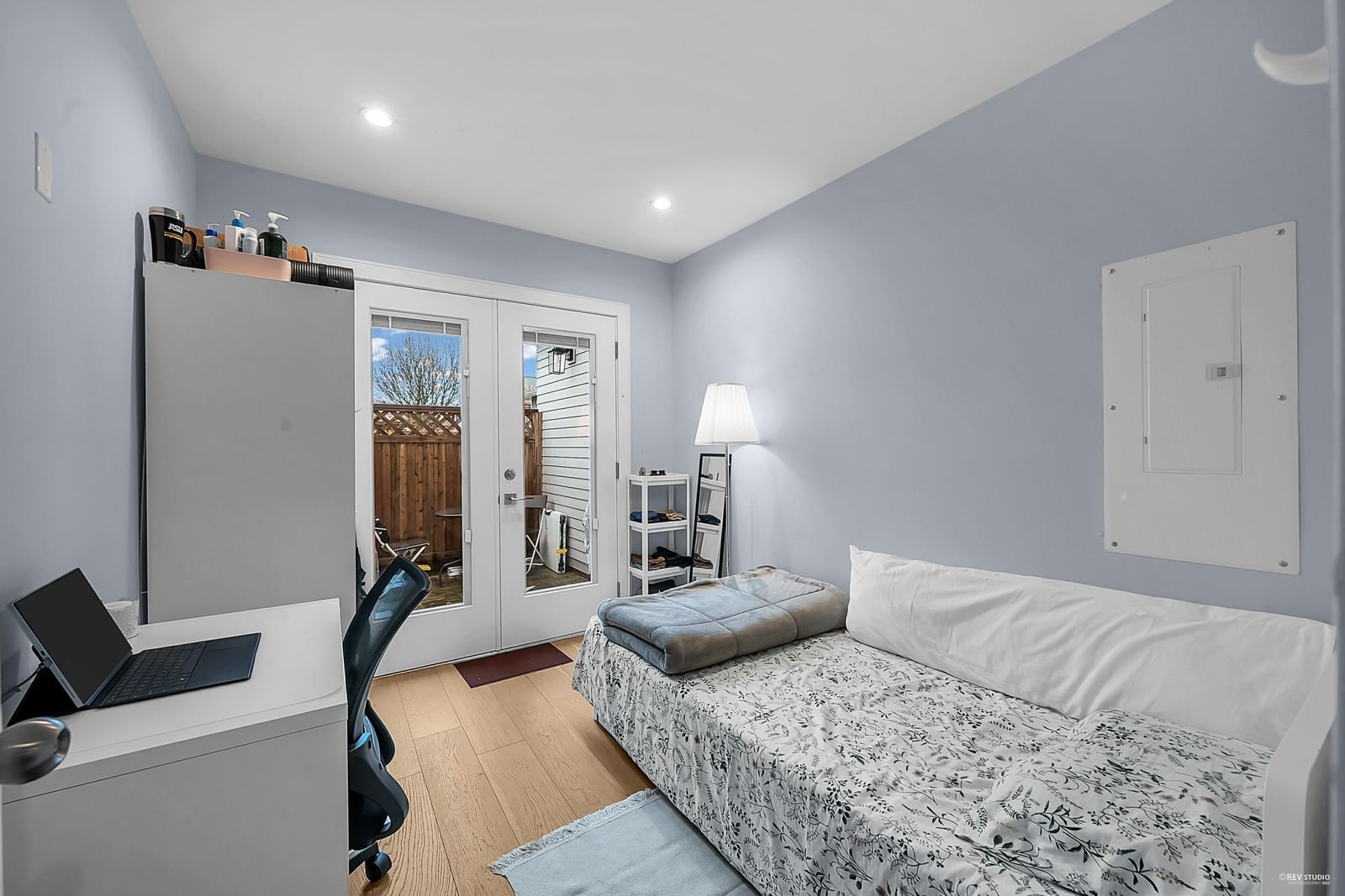 Listing Image 16