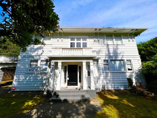 5776 Angus Drive