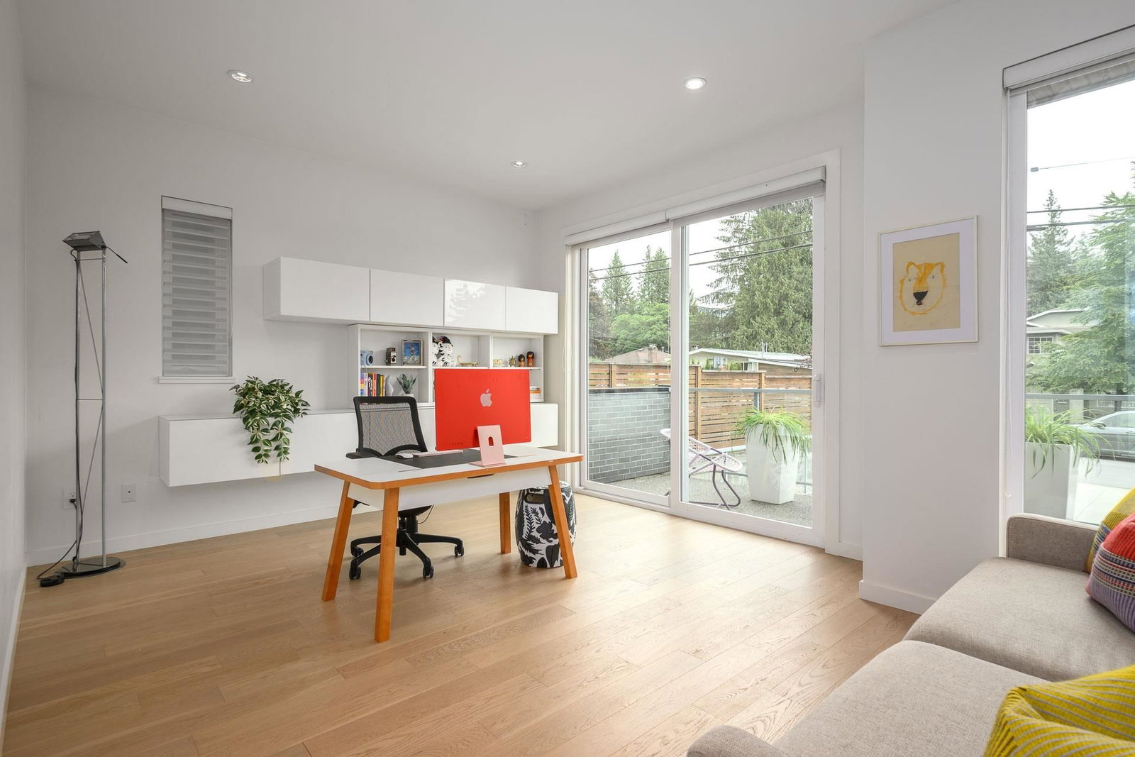 Listing Image 10