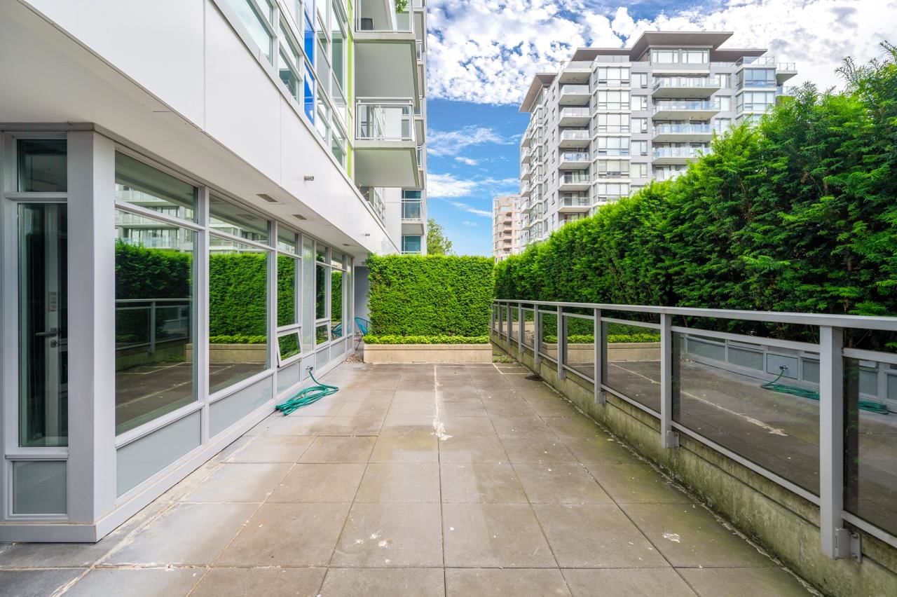 Listing Image 11