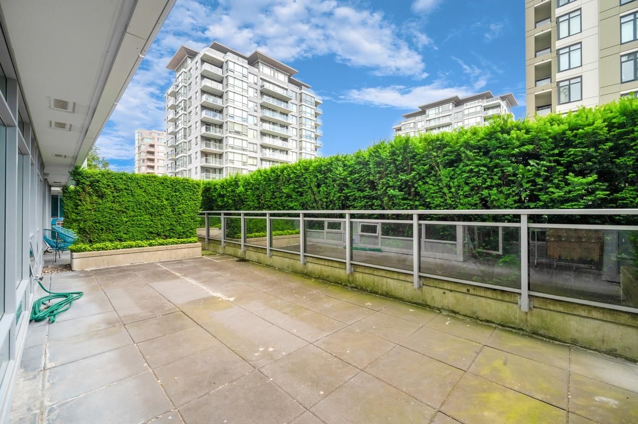 Listing Image 16
