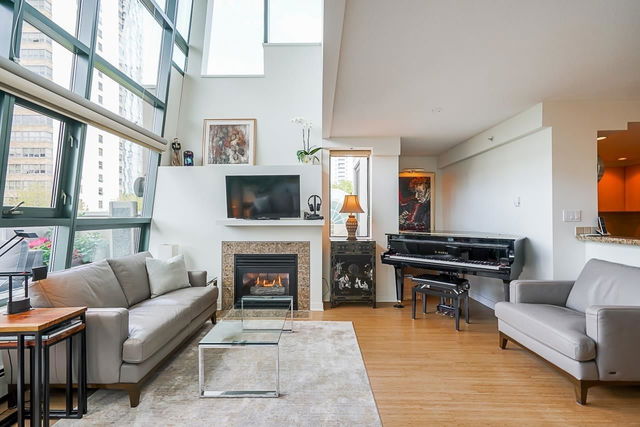 PH1 - 1688 Robson Street
