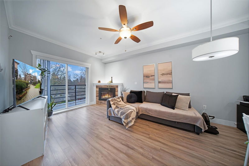 8183 121a Street #403, Surrey, British Columbia