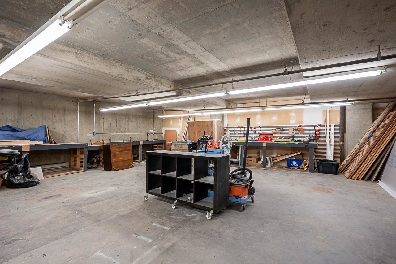 Listing Image 33
