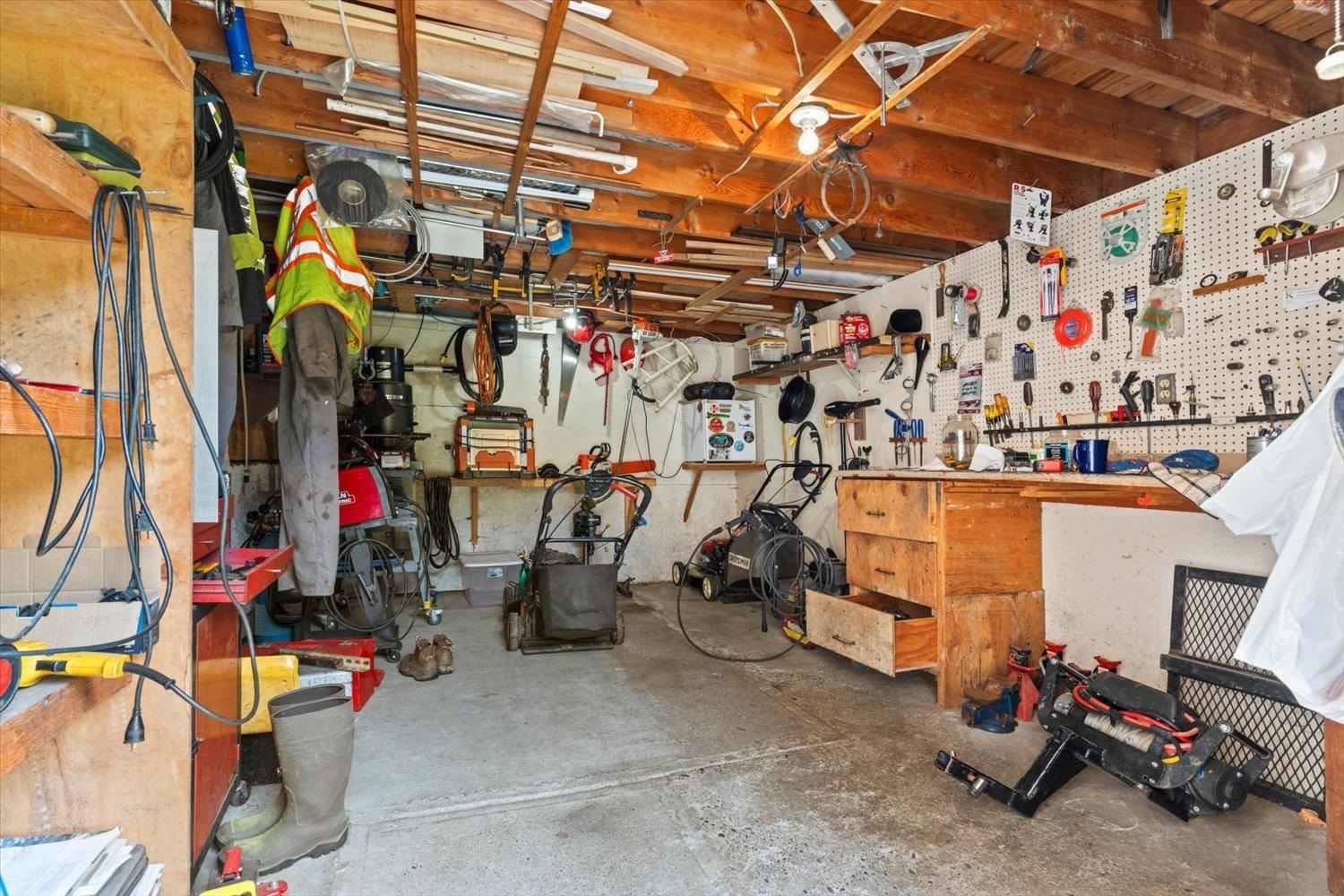 Listing Image 29
